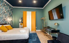 Suri Suites